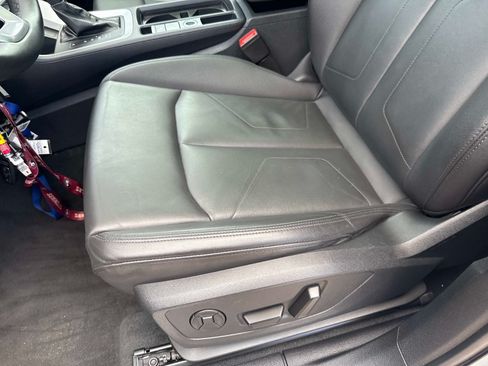 Certified 2025 Audi Q3 2.0T Premium AWD/4WD image 20
