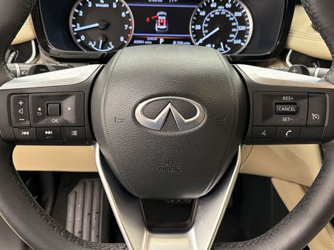 Used 2024 INFINITI QX60 Pure FWD image 11