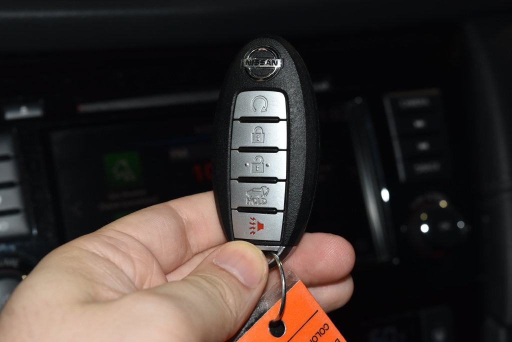 Used 2018 Nissan Rogue SL FWD image 19
