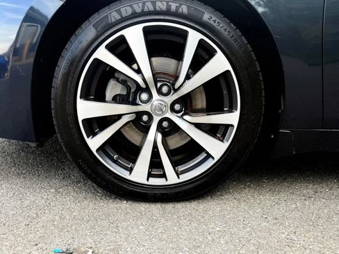 Used 2016 Nissan Maxima Platinum FWD image 30