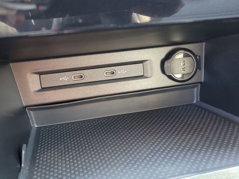 Certified 2025 Volkswagen Taos S image 24