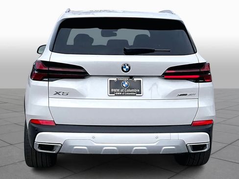New 2026 BMW X5 xDrive40i w/ Executive Package AWD/4WD image 4