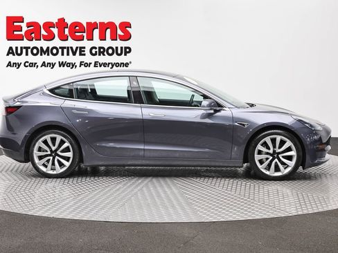 Used 2018 Tesla Model 3 Long Range AWD/4WD image 4
