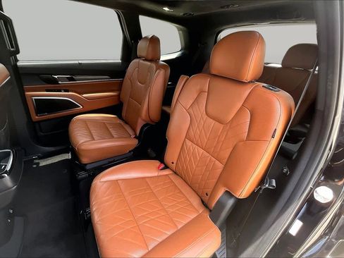 Used 2024 Kia Telluride SX Prestige X-Line AWD/4WD image 19