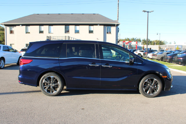 Used 2024 Honda Odyssey Elite image 6