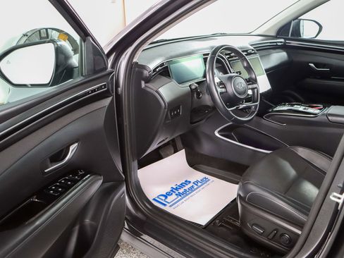 Used 2022 Hyundai Tucson Limited FWD image 3