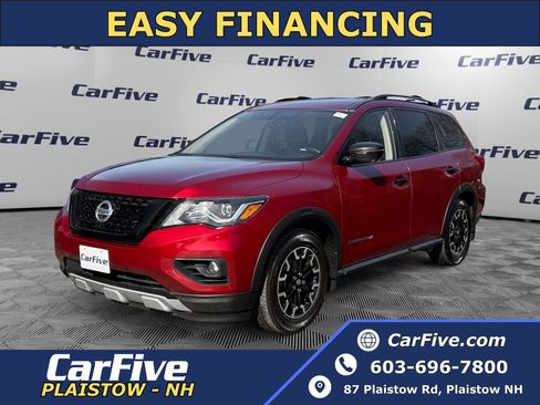 Used 2020 Nissan Pathfinder SL image 1