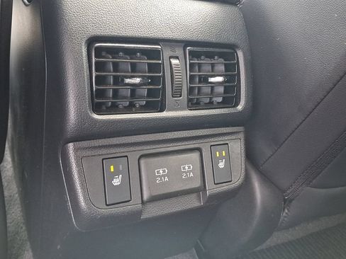 Used 2019 Subaru Outback 2.5i Limited AWD/4WD image 15