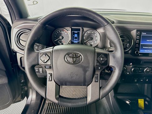 Used 2023 Toyota Tacoma TRD Sport image 12