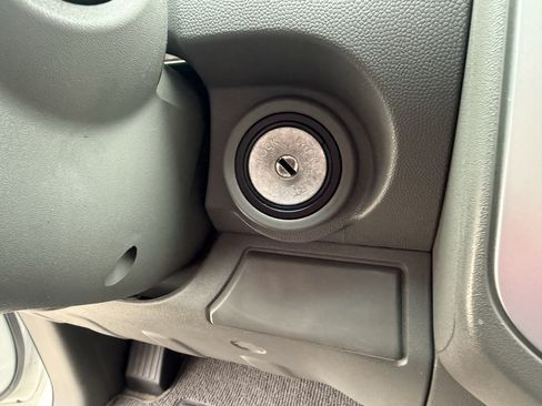 Used 2017 Nissan Frontier SV w/ SV Value Truck Package image 15