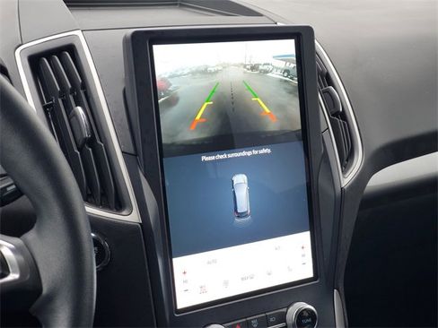 Certified 2024 Ford Edge SEL w/ Convenience Package image 19