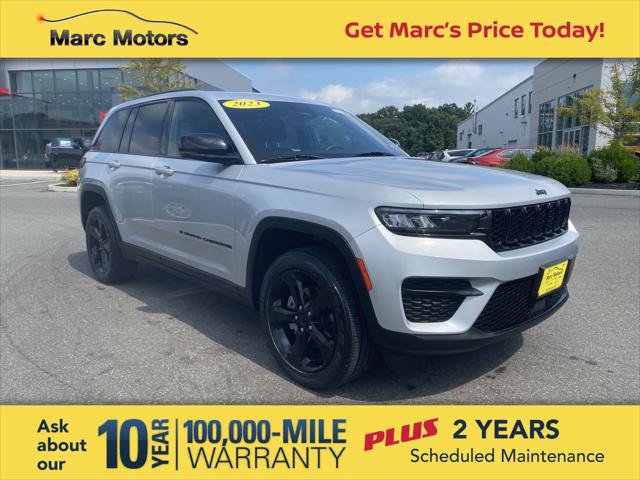 Certified 2023 Jeep Grand Cherokee Altitude AWD/4WD image 1