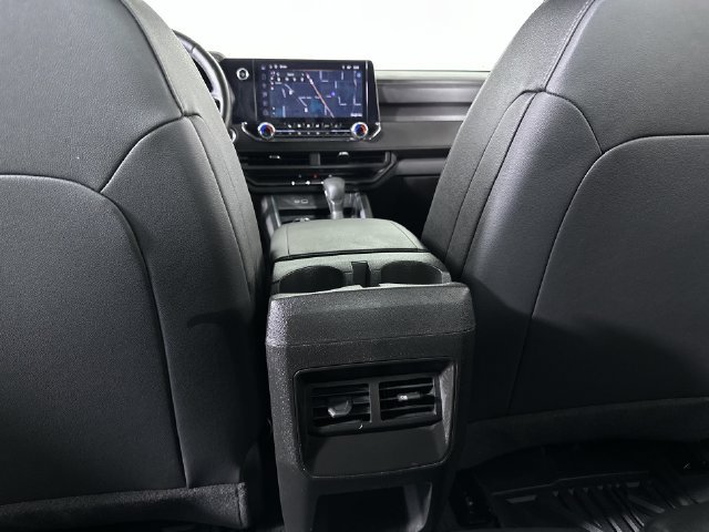 Used 2025 Chevrolet Colorado Trail Boss AWD/4WD image 22