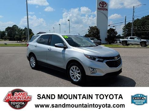 Used 2019 Chevrolet Equinox LT FWD image 1