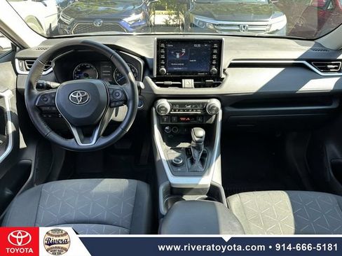 Used 2021 Toyota RAV4 XLE w/ Convenience Package AWD/4WD image 20