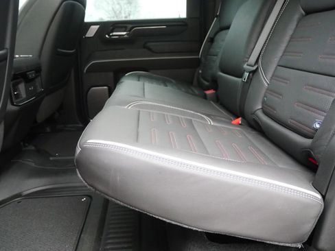 Used 2026 GMC Sierra 2500 AT4X image 17