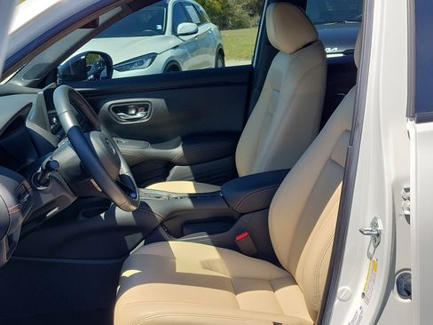 Used 2024 Honda HR-V Sport image 21