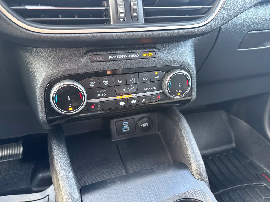 Used 2022 Ford Escape SE w/ Convenience Package FWD image 21