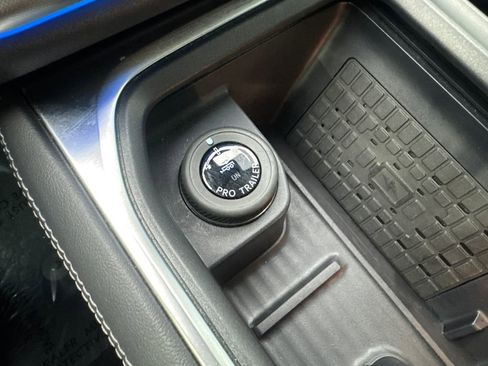 Used 2025 Ford Expedition Platinum AWD/4WD image 72