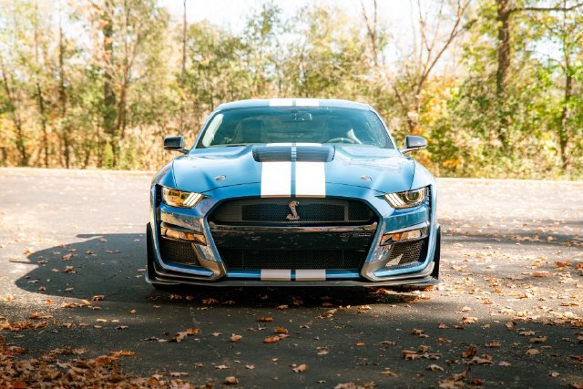Used 2020 Ford Mustang Shelby GT500 w/ Carbon Fiber Track Pack RWD image 34