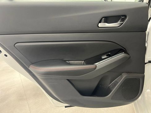 Used 2025 Nissan Altima 2.5 SR image 14