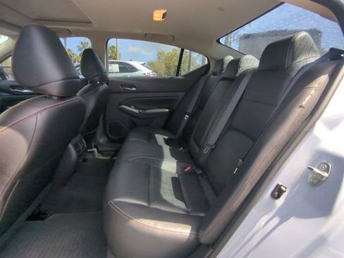 Used 2023 Nissan Altima 2.0 SR FWD image 14