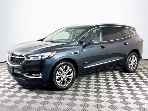 Used 2019 Buick Enclave Avenir w/ Avenir Technology Package AWD/4WD image 4