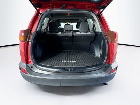 Used 2013 Toyota RAV4 XLE image 25