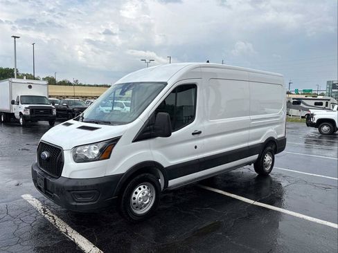 Used 2023 Ford Transit 250 Medium Roof AWD image 5