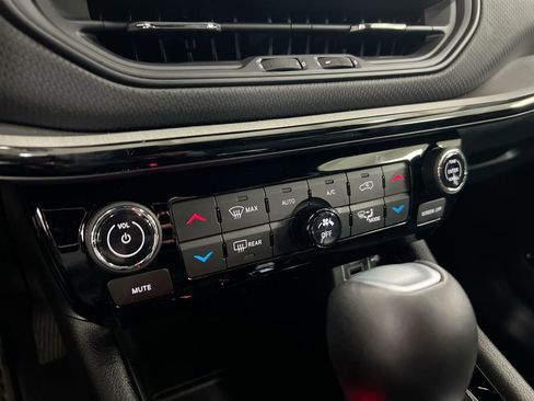 New 2026 Jeep Compass Trailhawk image 16