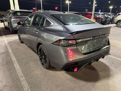 Used 2026 Nissan Sentra SR w/ Floor Mat Package FWD image 6