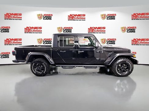 Used 2023 Jeep Gladiator Willys image 18