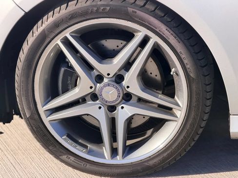 Used 2014 Mercedes-Benz CLA 250 image 8