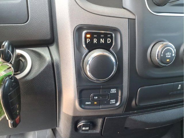 Used 2017 RAM 1500 Express w/ Express Value Package AWD/4WD image 22