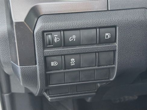 Used 2025 Toyota 4Runner SR5 AWD/4WD image 16