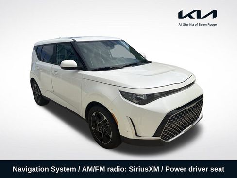 Used 2023 Kia Soul EX FWD image 1