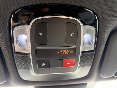 Used 2026 Hyundai Santa Cruz SEL FWD image 30