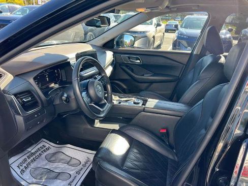 Certified 2021 Nissan Rogue Platinum image 25