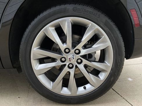 Used 2023 Buick Envision Avenir AWD/4WD image 8