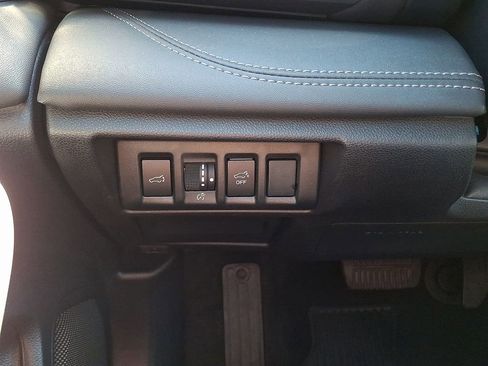 Used 2022 Subaru Outback Limited image 29