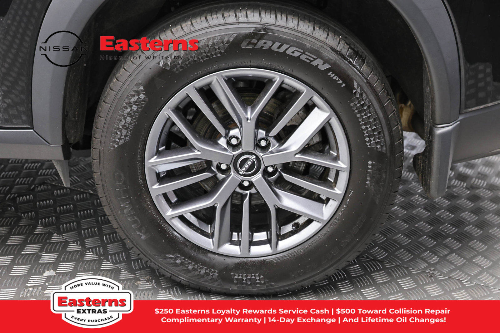 Used 2023 Nissan Rogue S AWD/4WD image 8