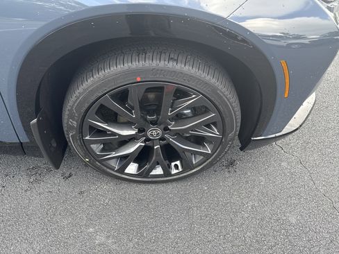 New 2025 Toyota Crown Signia w/ Advanced Technology Package image 10