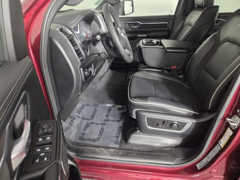 Used 2025 RAM 1500 Laramie image 11
