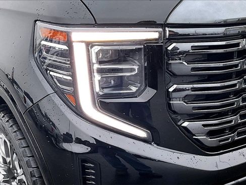 Used 2024 GMC Sierra 1500 Denali Ultimate image 30