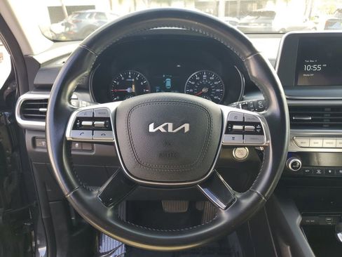 Used 2022 Kia Telluride LX image 23
