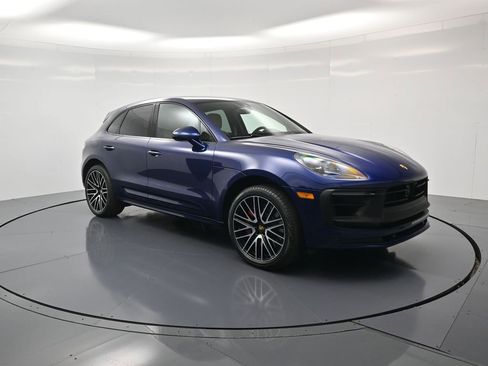 Used 2026 Porsche Macan GTS AWD/4WD image 32