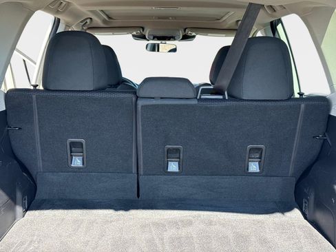 Used 2023 Subaru Forester Premium image 12