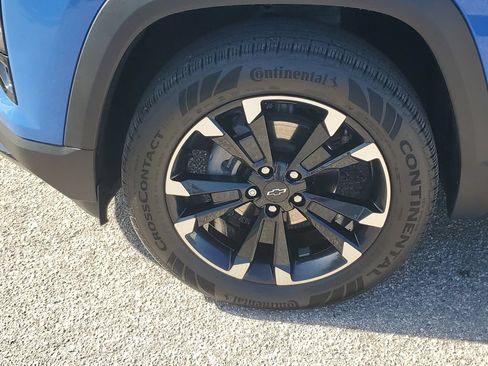 Used 2025 Chevrolet Equinox RS w/ Safety and Technology Package FWD image 12