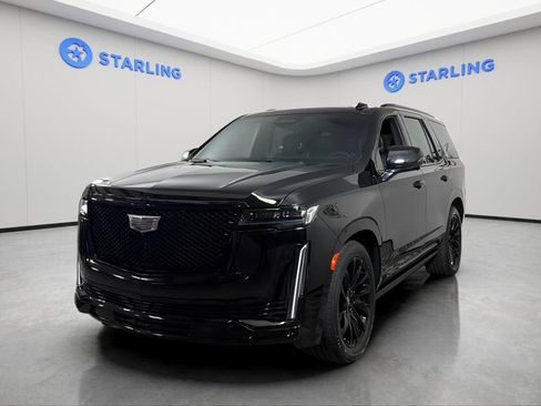 Used 2023 Cadillac Escalade Sport w/ LPO, ONYX Package AWD/4WD image 2