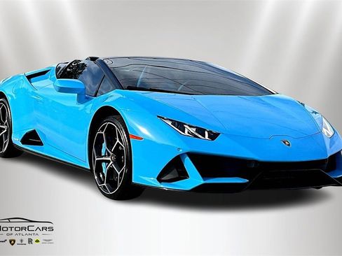 Used 2023 Lamborghini Huracan EVO image 2